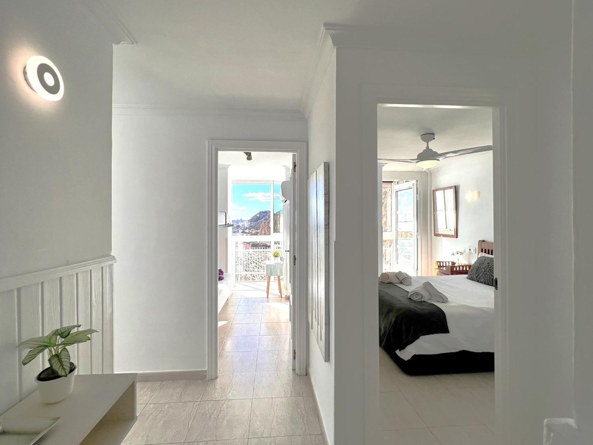 Apartmán Vistas Al Mar. Gran Salon. Playa A 1 Minuto. Wifi Alicante Exteriér fotografie
